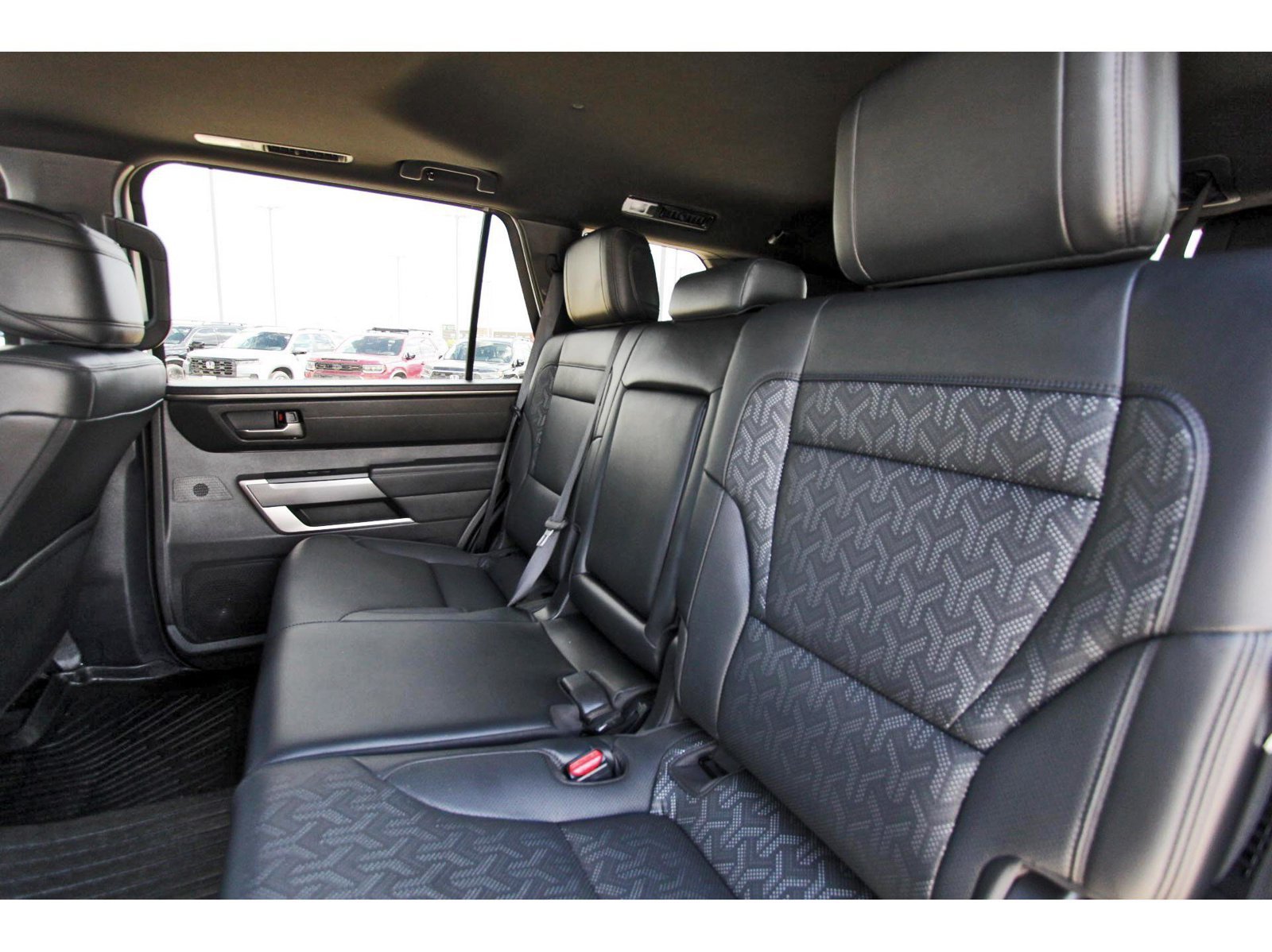 Used 2025 Toyota Sequoia SR5 w/ SR5 Premium Package RWD image 33
