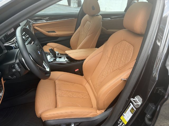 Used 2023 BMW 530i xDrive w/ Premium Package AWD/4WD image 20