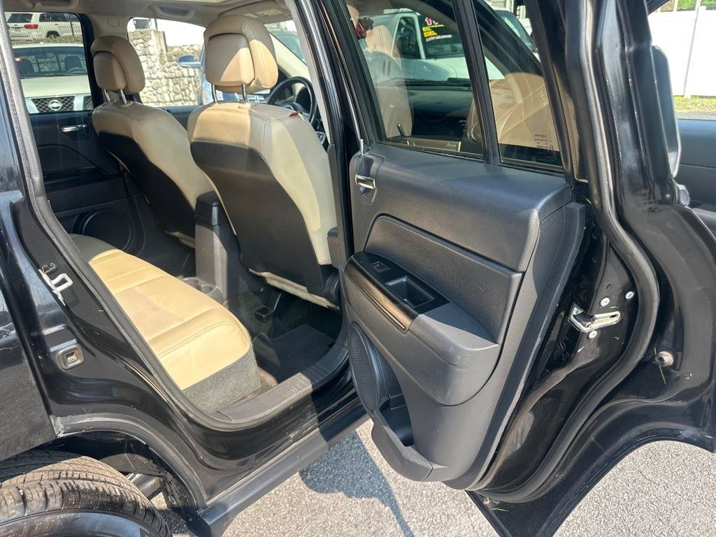 Used 2016 Jeep Compass 75th Anniversary w/ Power Value Group image 33