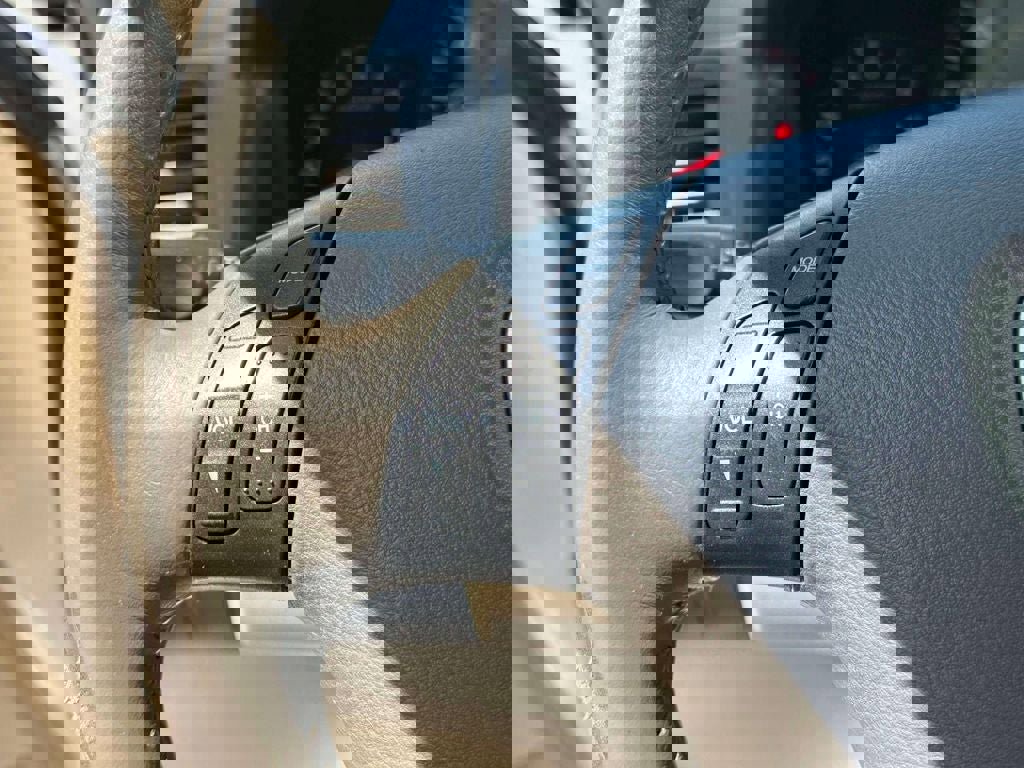 Used 2005 Honda Accord EX-L image 21