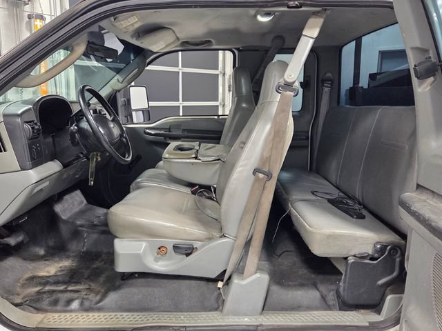Used 2006 Ford F250 XL RWD image 6