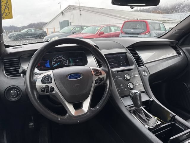 Used 2013 Ford Taurus SEL FWD image 13