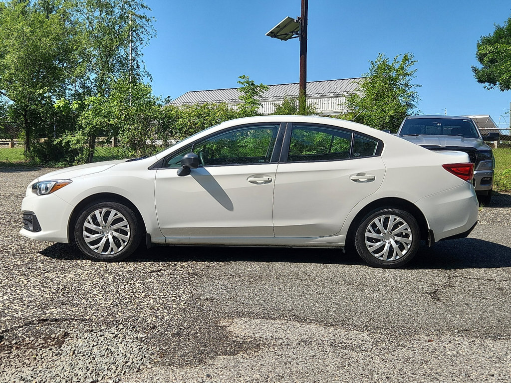 Used 2022 Subaru Impreza 2.0i image 2