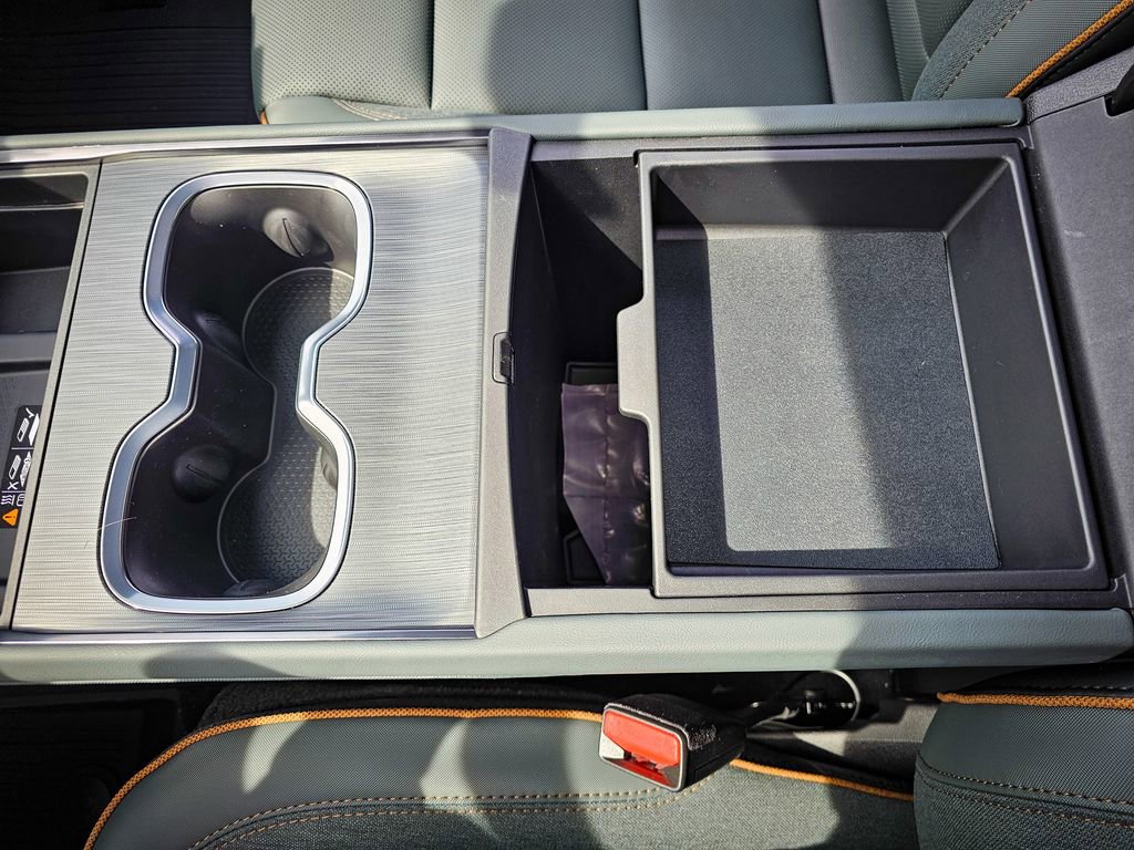 New 2026 GMC Acadia AT4 image 28