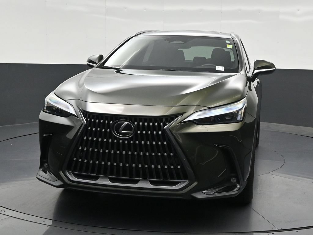 Used 2024 Lexus NX 250 FWD image 9