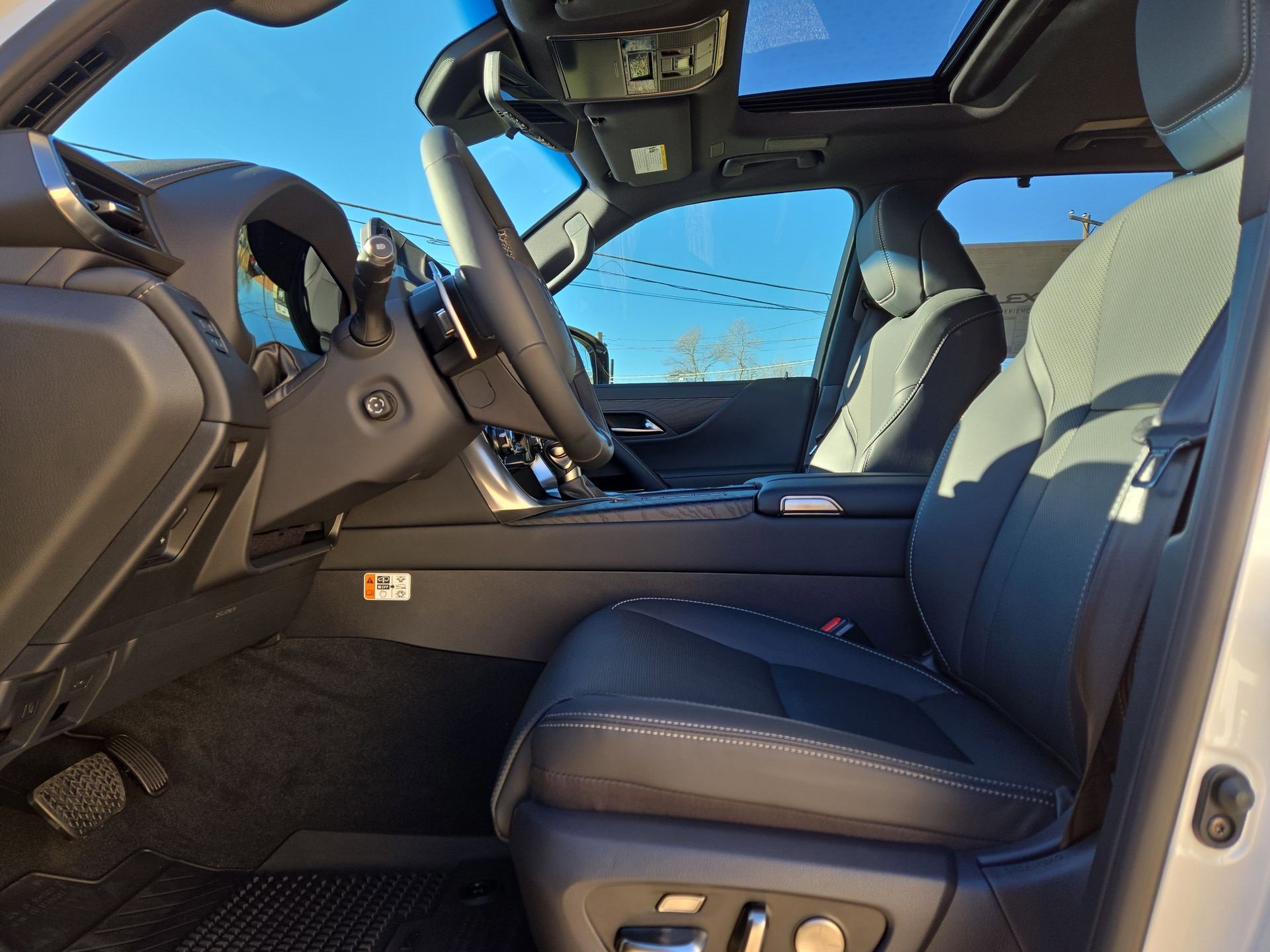 New 2026 Lexus LX 600 4WD w/ Luxury Package image 16