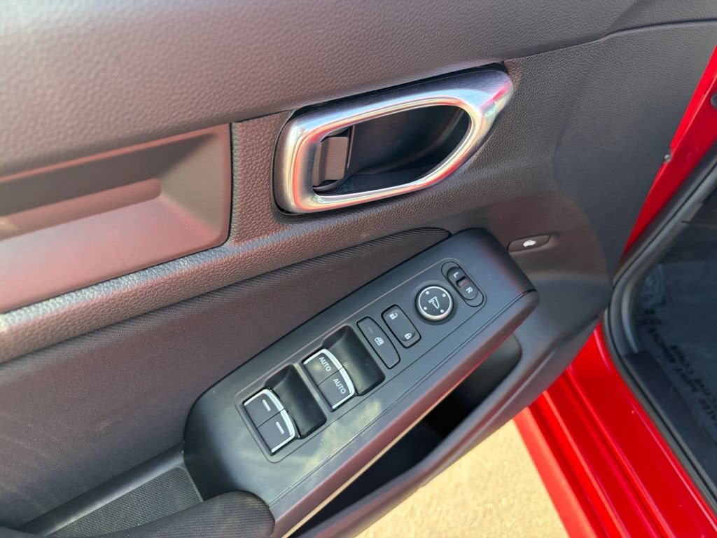 Used 2025 Honda Civic Sport image 11