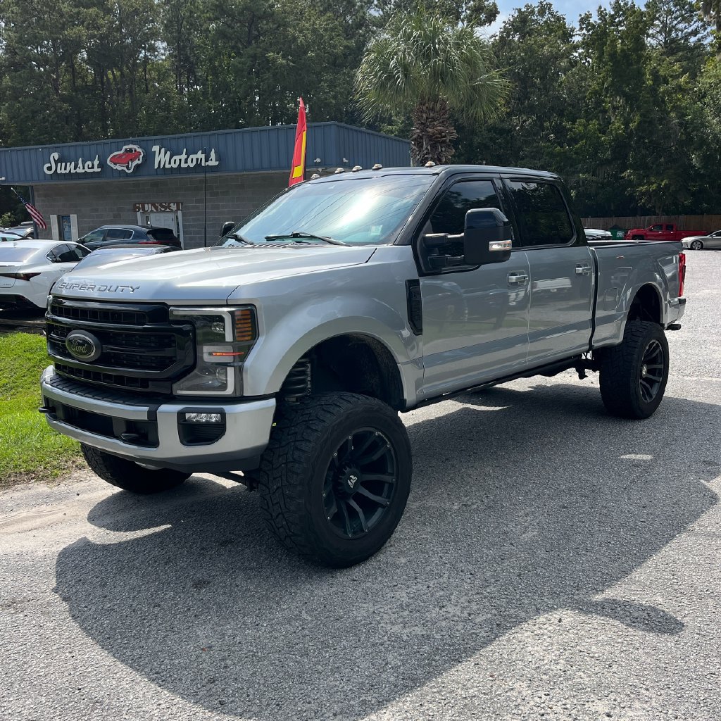 Used 2022 Ford F250 Lariat w/ Black Appearance Package AWD/4WD image 5