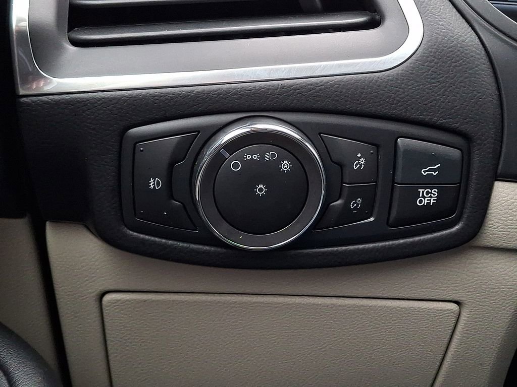 Certified 2023 Ford Edge Titanium w/ Equipment Group 301A image 28