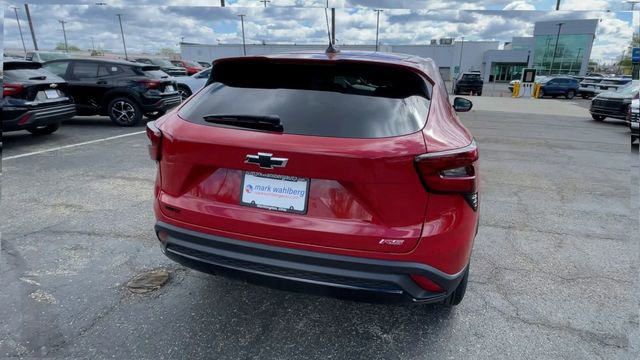 New 2026 Chevrolet Trax RS w/ Driver Confidence Package FWD image 9