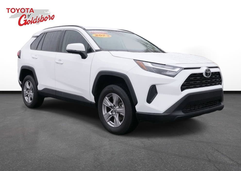Used 2023 Toyota RAV4 XLE image 4