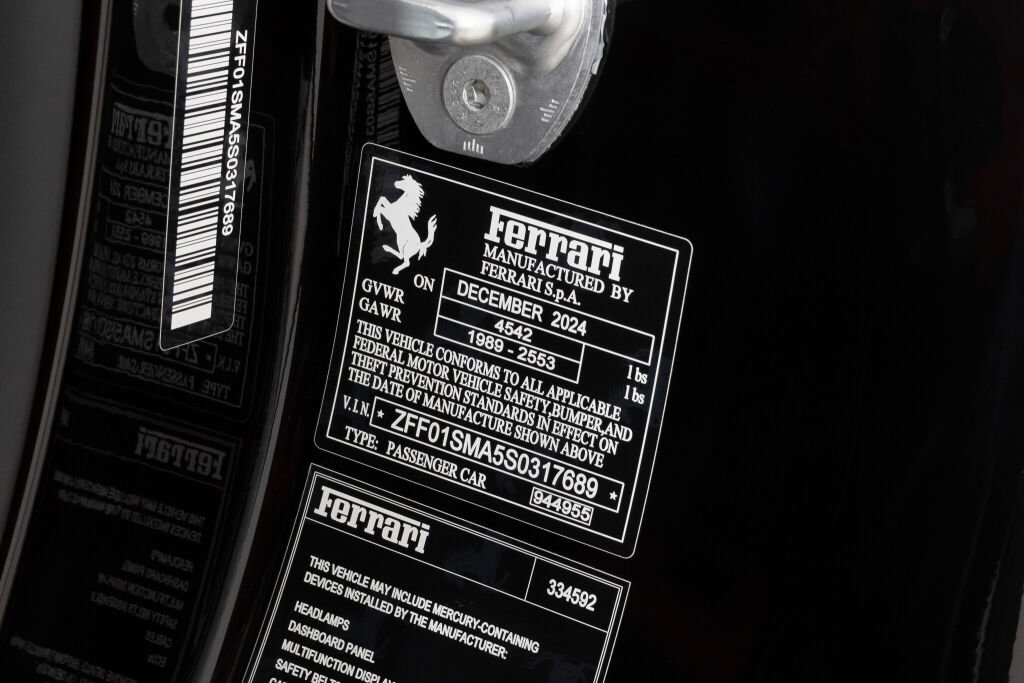 Used 2025 Ferrari 296 GTS image 29