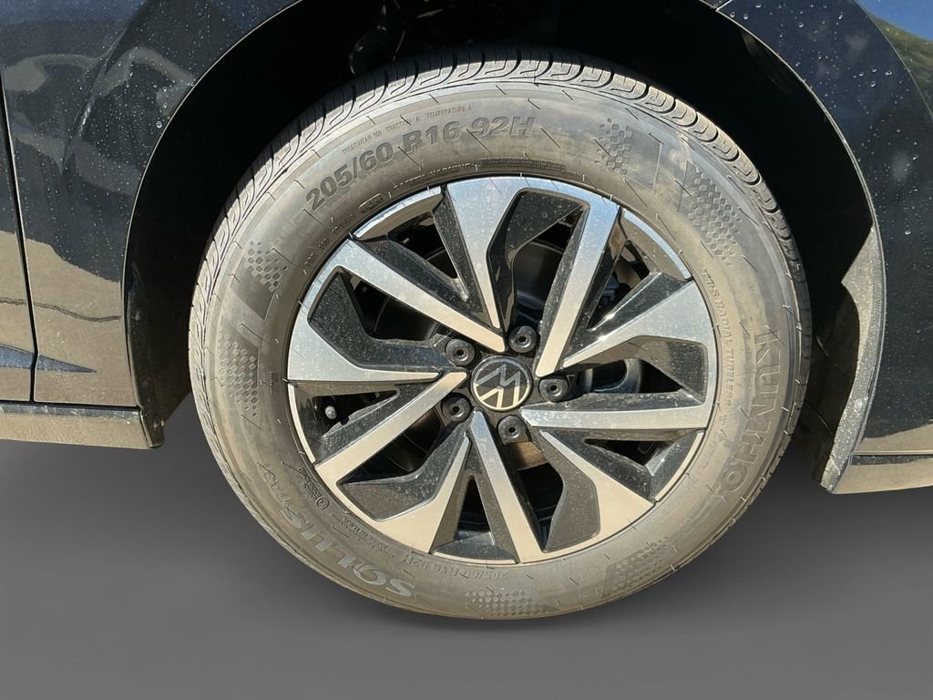 New 2025 Volkswagen Jetta S image 14