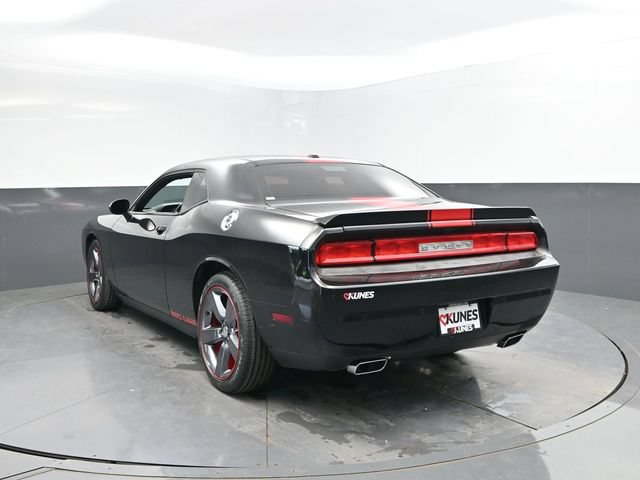 Used 2013 Dodge Challenger SXT RWD image 9
