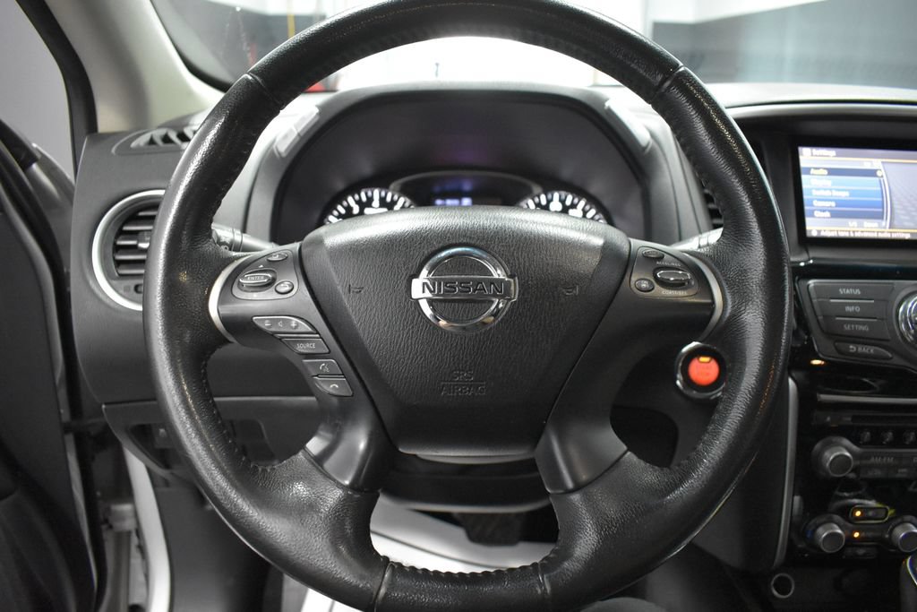 Used 2016 Nissan Pathfinder SV w/ SV Cold Weather Package AWD/4WD image 24