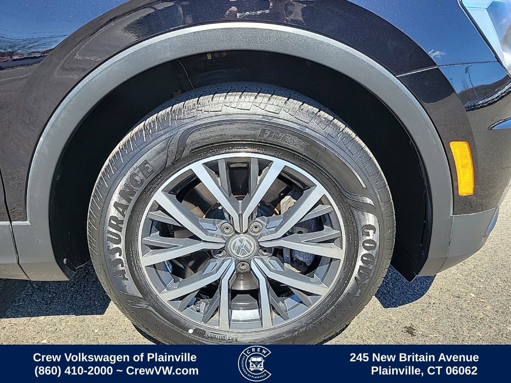 Used 2018 Volkswagen Tiguan SE w/ Panoramic Sunroof Package image 20