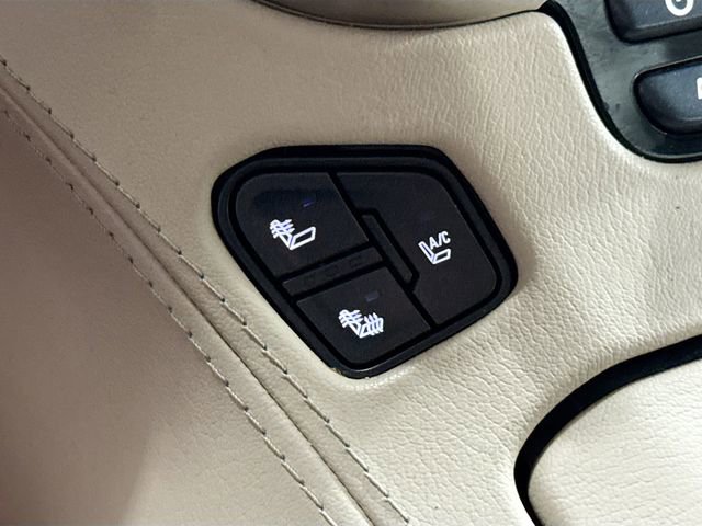 Used 2016 GMC Yukon Denali w/ Enhanced Security Package image 22