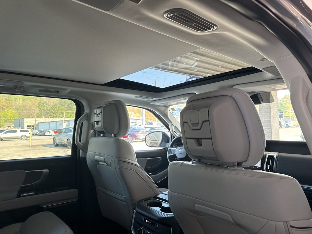 New 2026 Ford Expedition Max Platinum w/ Platinum Ultimate Package image 28