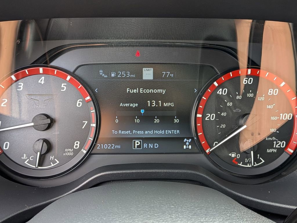 Used 2024 Nissan Titan PRO-4X w/ Off Road Protection Package image 18