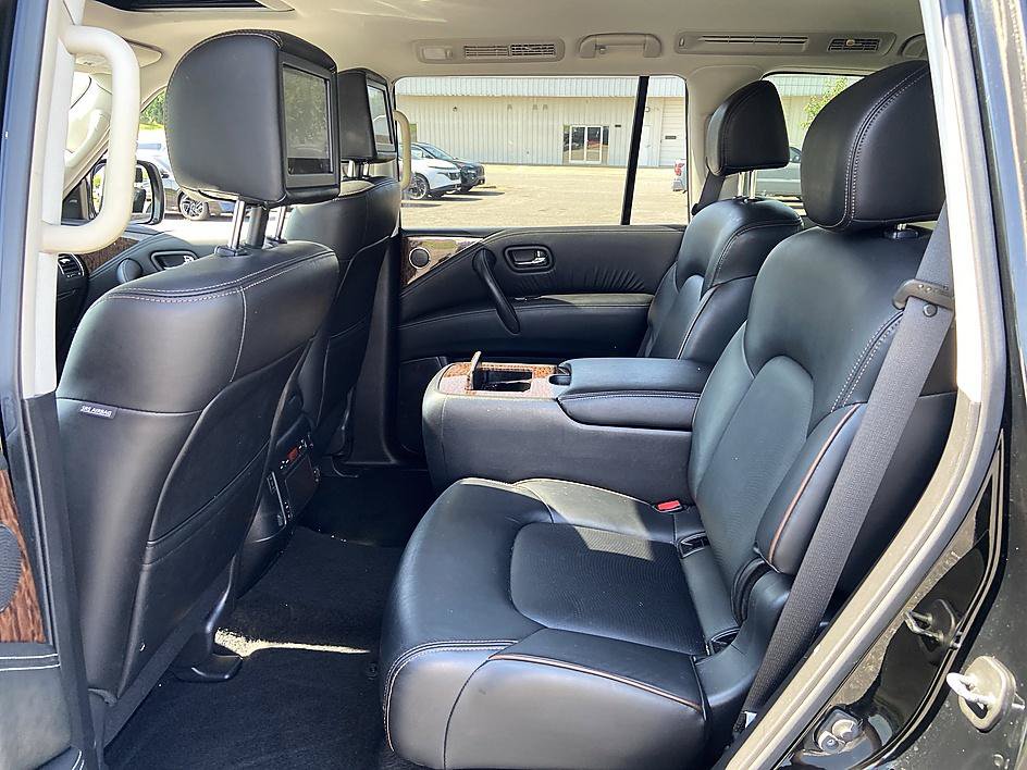 Used 2020 Nissan Armada Platinum w/ Captain's Chairs Package RWD image 12
