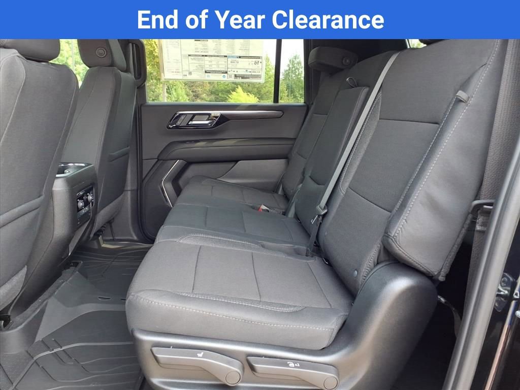 New 2025 Chevrolet Suburban LS image 20