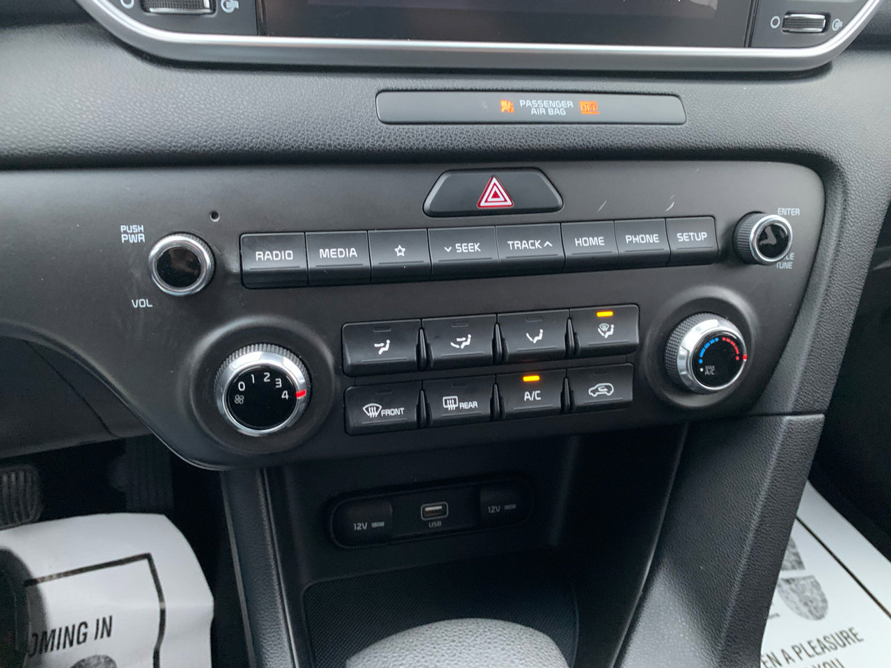 Used 2020 Kia Sportage LX image 17