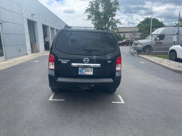 Used 2010 Nissan Pathfinder SE w/ SE Premium Journey Pkg AWD/4WD image 6