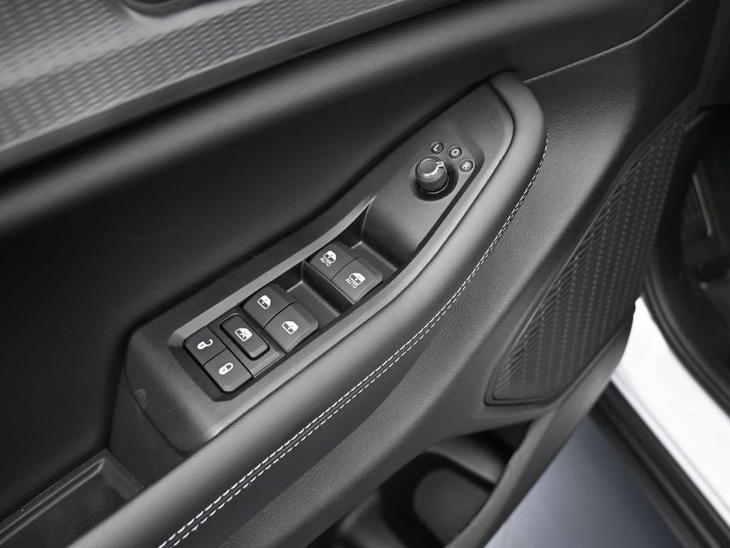 New 2025 Jeep Grand Cherokee Laredo RWD image 14