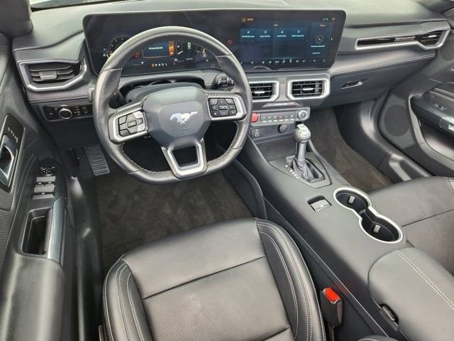 Used 2025 Ford Mustang Premium RWD image 25