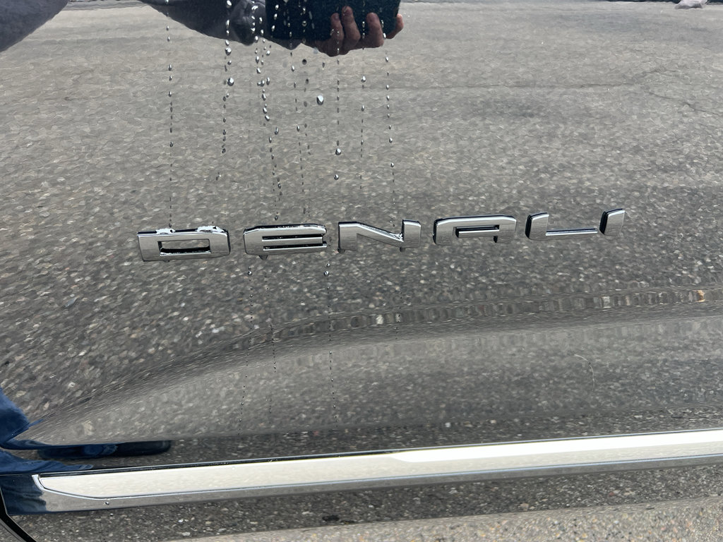 New 2026 GMC Terrain Denali w/ LPO, Black Badging Package image 15