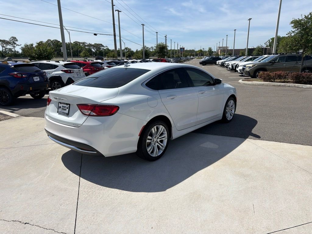 Used 2015 Chrysler 200 Limited w/ Convenience Group FWD image 5