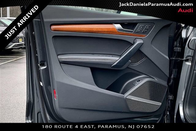 Used 2023 Audi Q5 2.0T Premium Plus w/ Premium Plus Package image 12