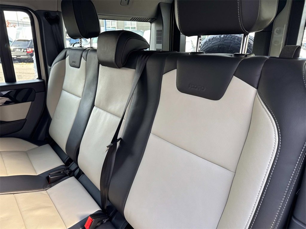 Used 2024 INEOS Grenadier Fieldmaster Edition image 13