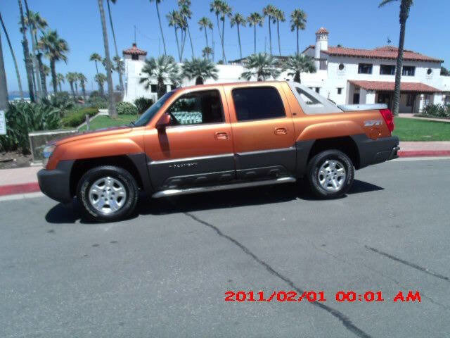Used 2005 Chevrolet Avalanche Z71 w/ Sun And Sound Package image 3