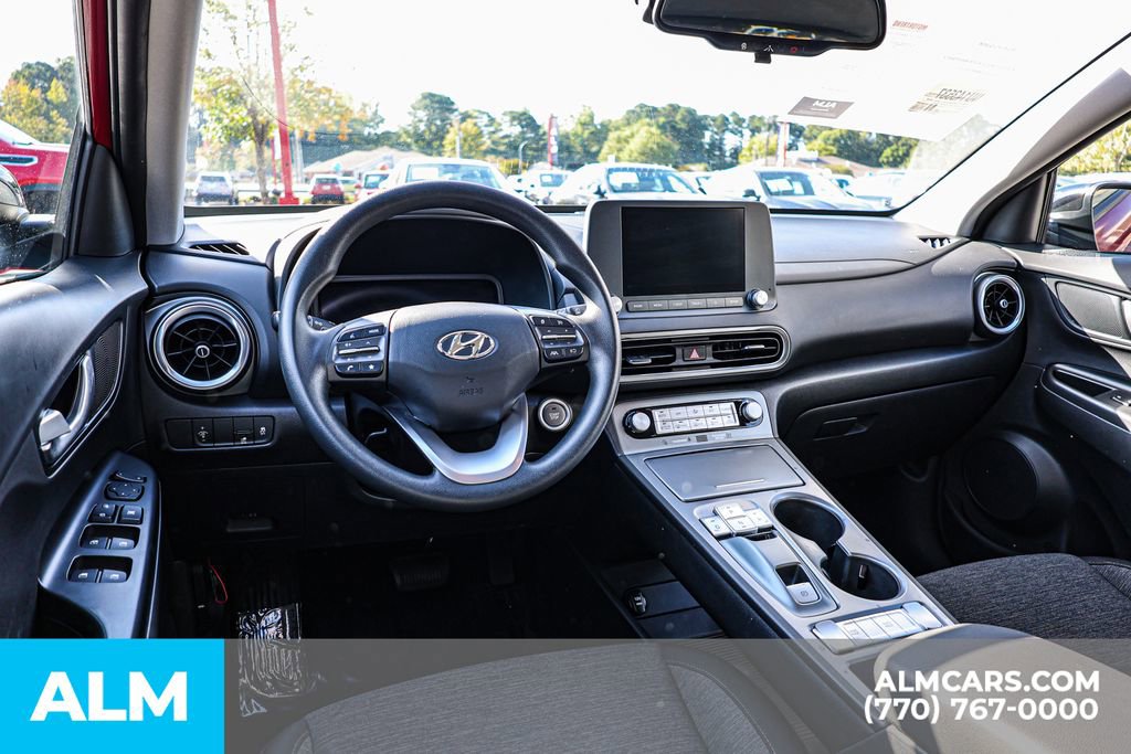 Used 2022 Hyundai Kona SEL w/ Cargo Package image 28