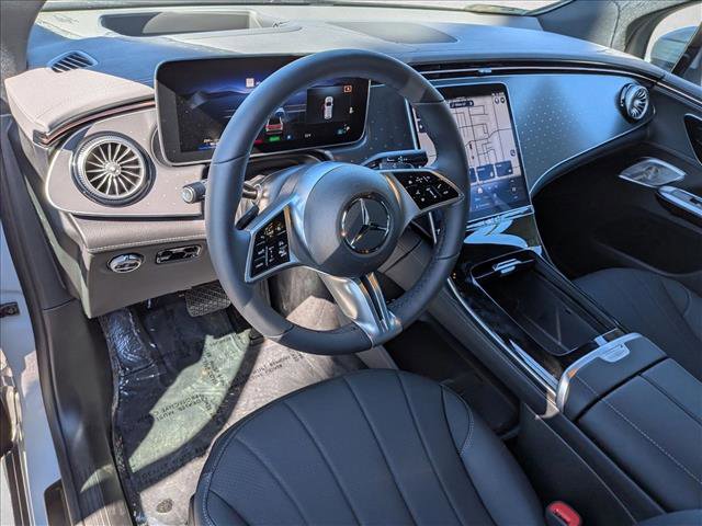 New 2026 Mercedes-Benz EQE 320 4MATIC SUV image 3