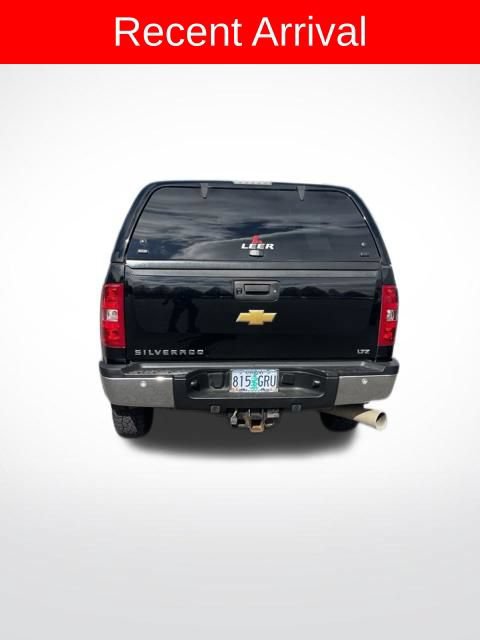 Used 2014 Chevrolet Silverado 3500 LTZ w/ LTZ Plus Package AWD/4WD image 4