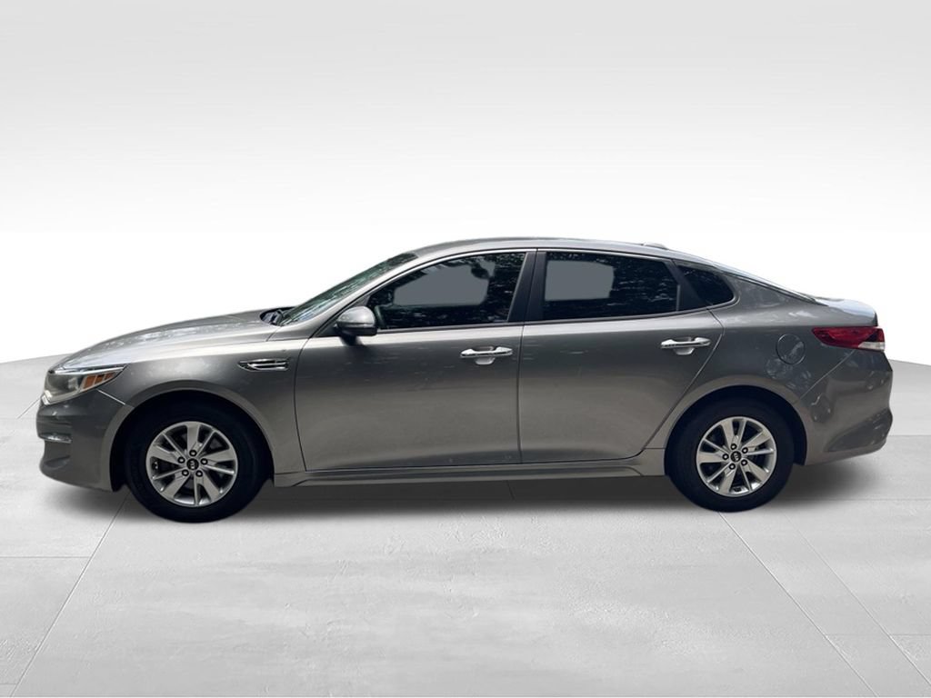 Used 2017 Kia Optima LX FWD image 2