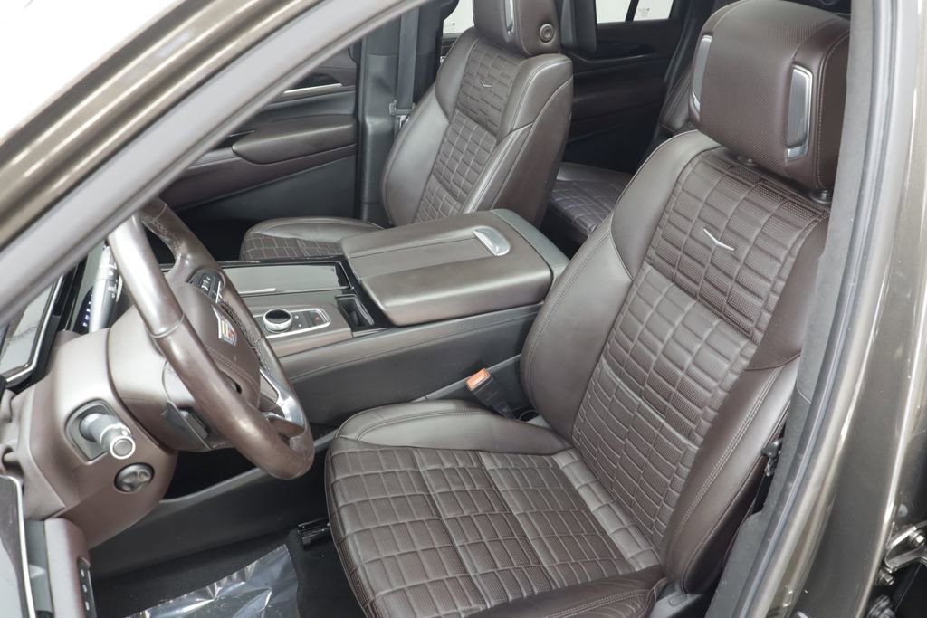 Used 2021 Cadillac Escalade ESV Premium Luxury Platinum AWD/4WD image 16