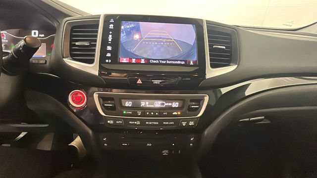 Used 2017 Honda Pilot Elite image 24