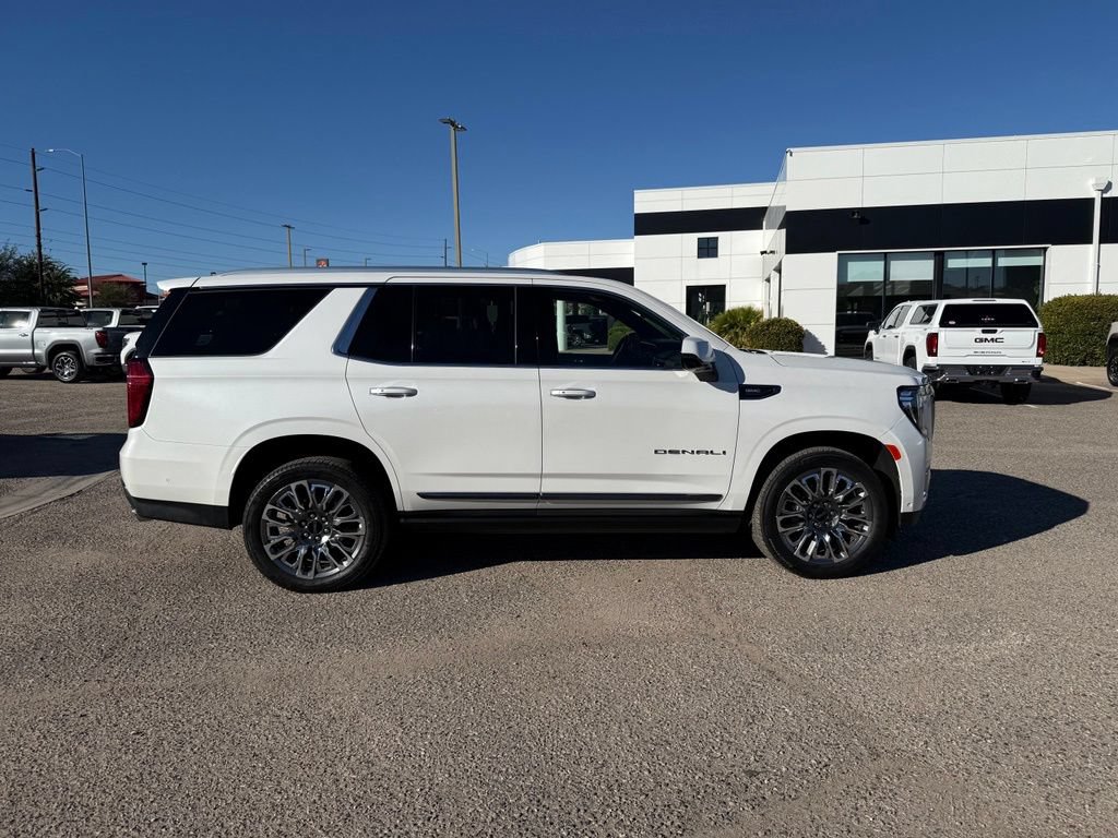 Used 2023 GMC Yukon Denali Ultimate AWD/4WD image 4