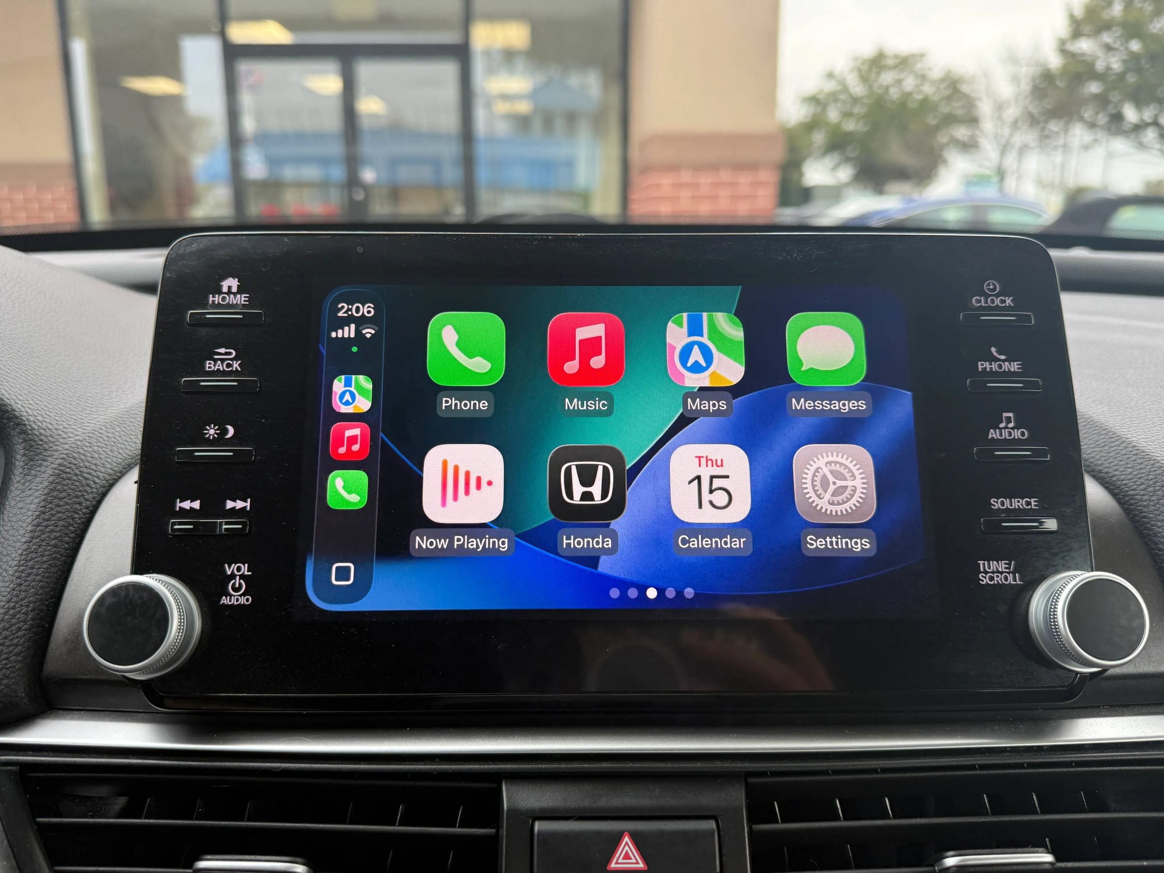 Used 2018 Honda Accord EX-L image 31