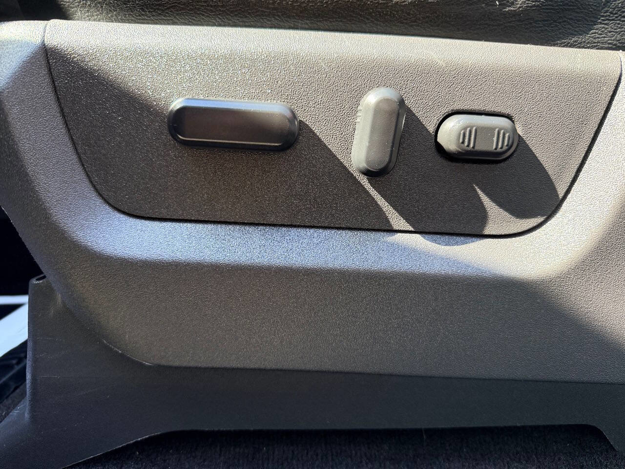 Used 2016 Ford F350 Lariat w/ Lariat Ultimate Package image 20