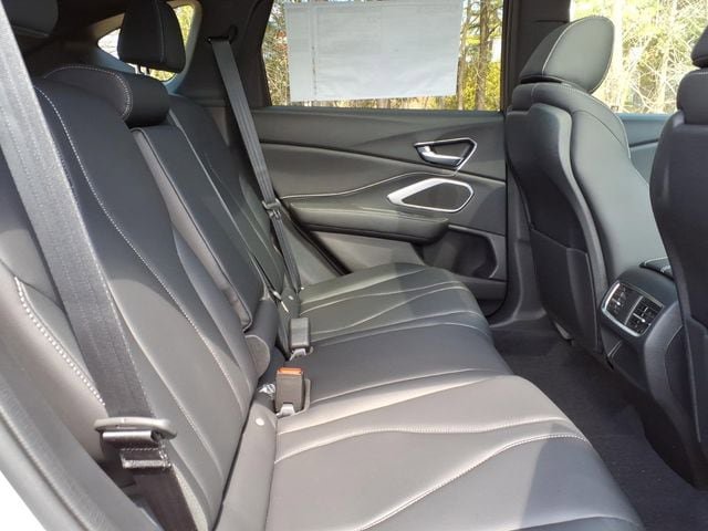 New 2026 Acura RDX SH-AWD image 9