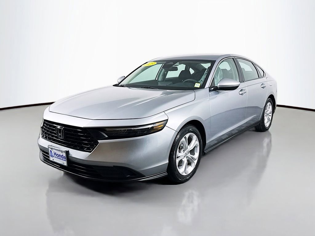 Certified 2023 Honda Accord LX image 3