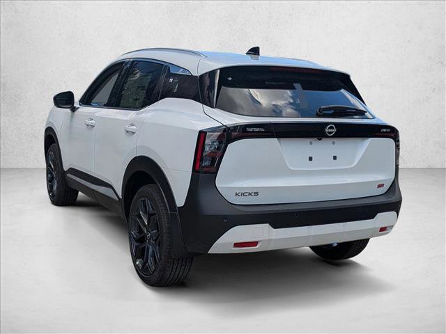 New 2026 Nissan Kicks SR FWD image 8