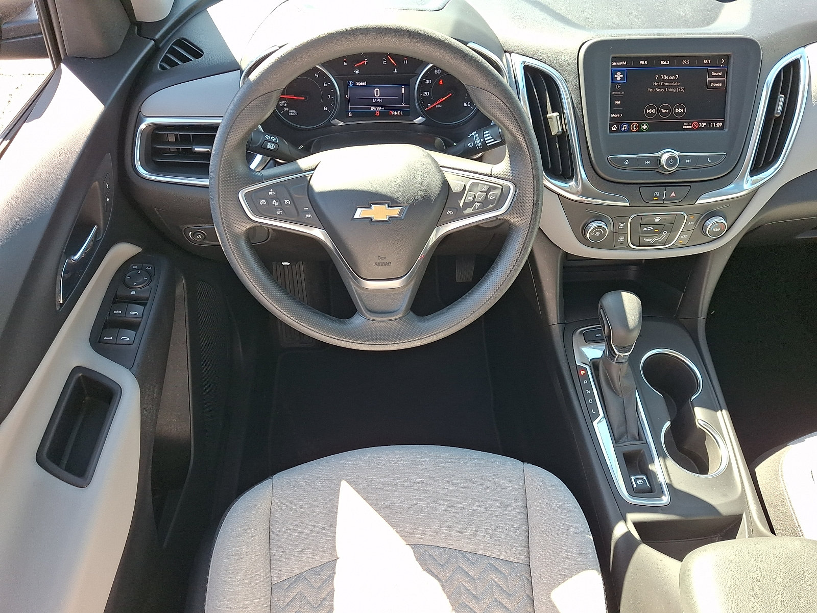 Certified 2022 Chevrolet Equinox LS w/ LS Convenience Package AWD/4WD image 11