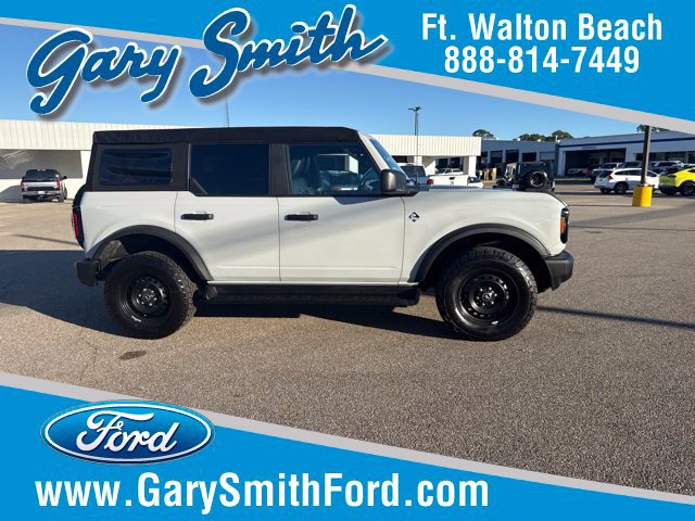 Certified 2026 Ford Bronco Outer Banks AWD/4WD image 1