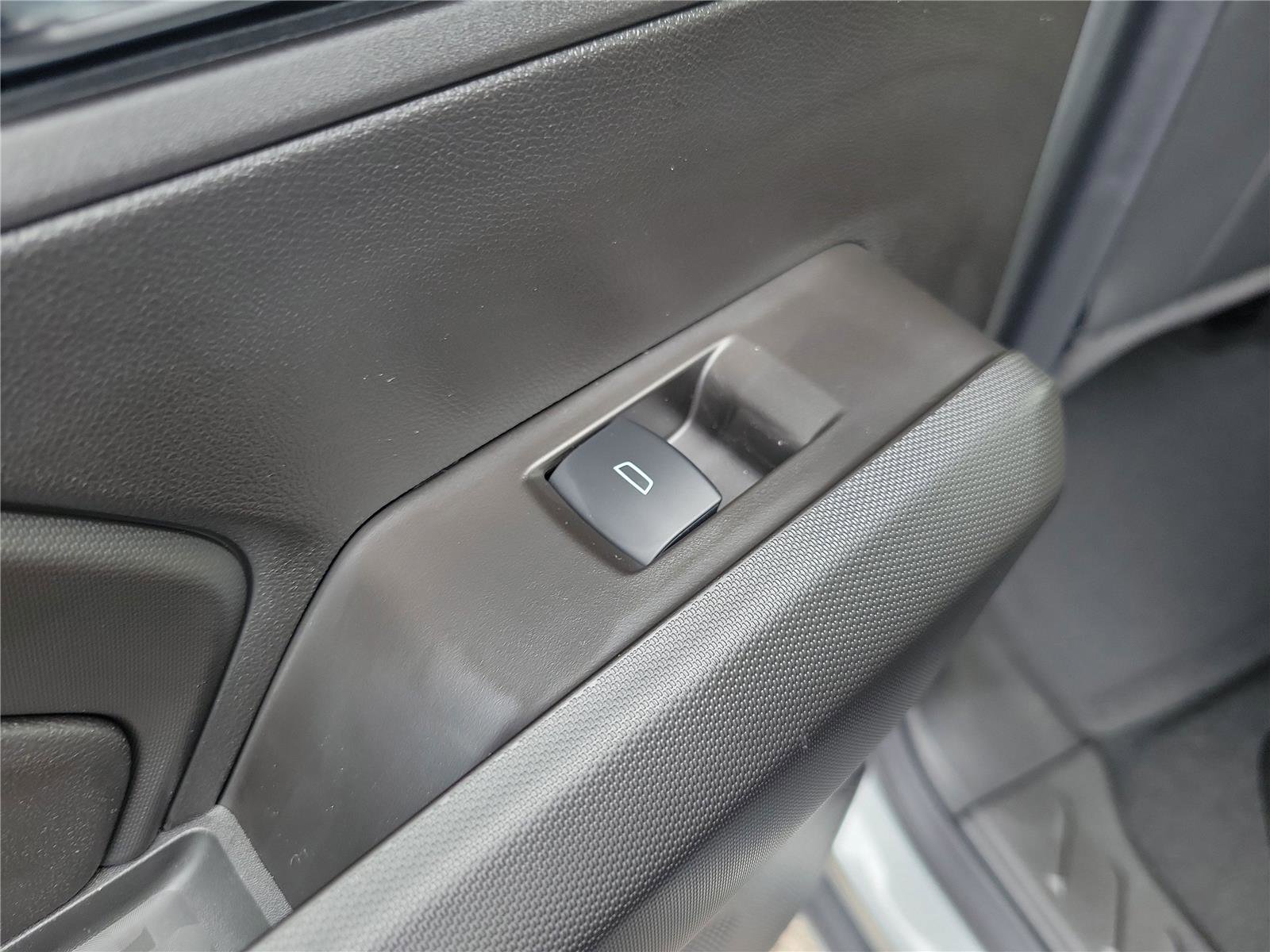 New 2026 GMC Canyon Elevation image 16