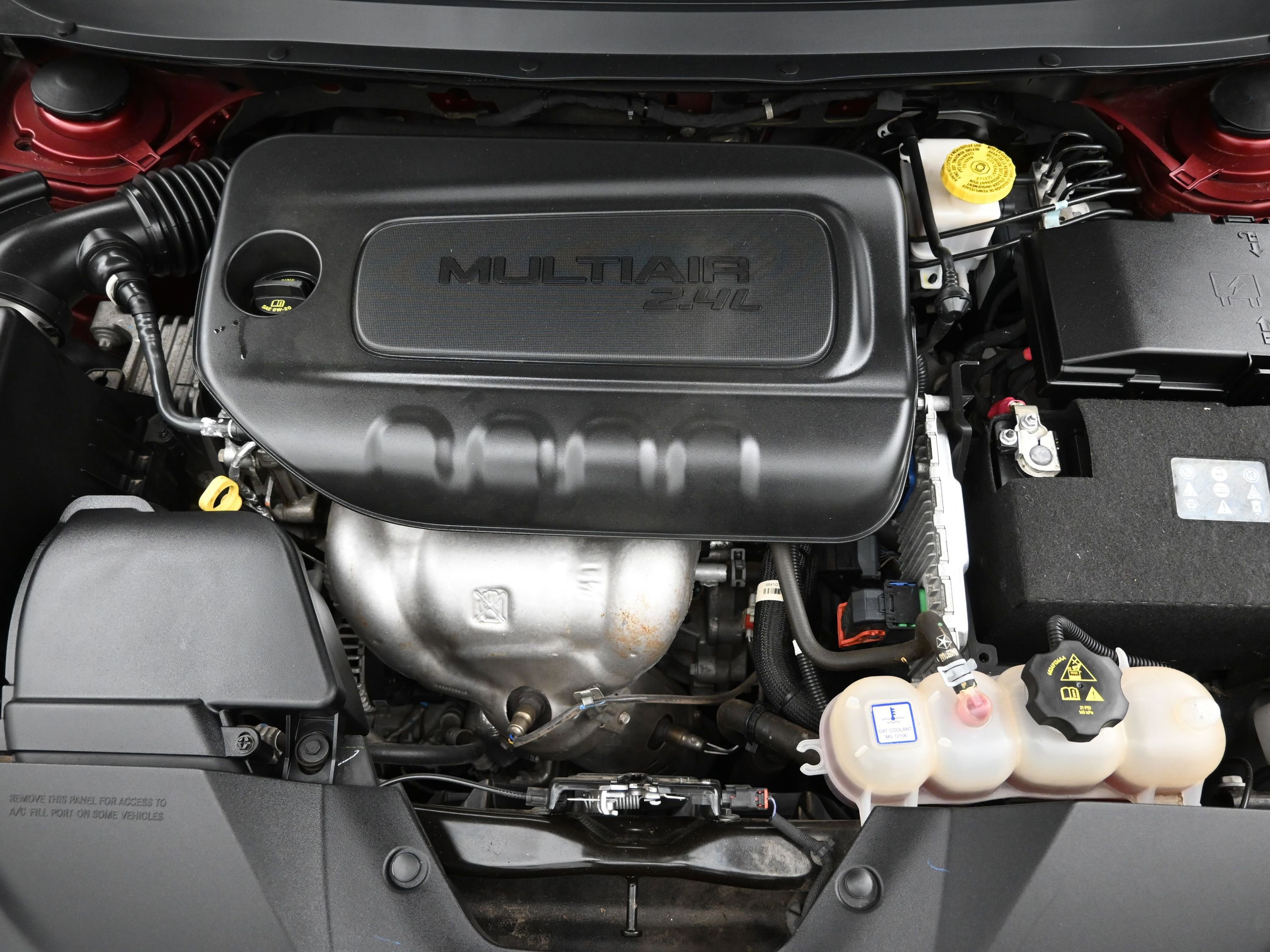 Used 2020 Jeep Cherokee Latitude Plus image 29